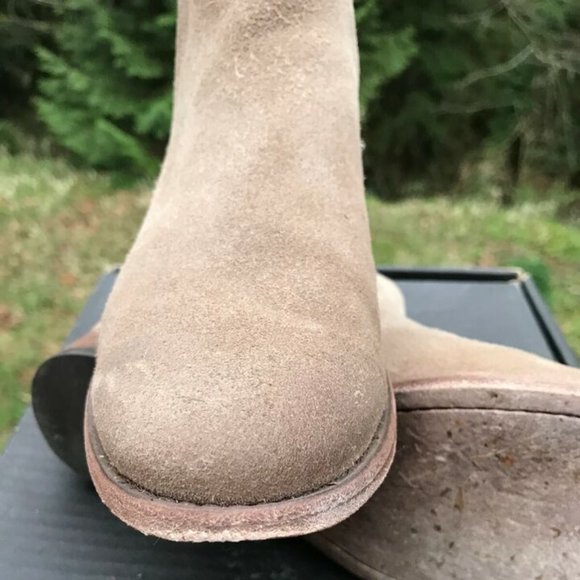 Frye Suede Boots Carly Zip Chelsea Taupe Brown Size 36 - Picture 5 of 9